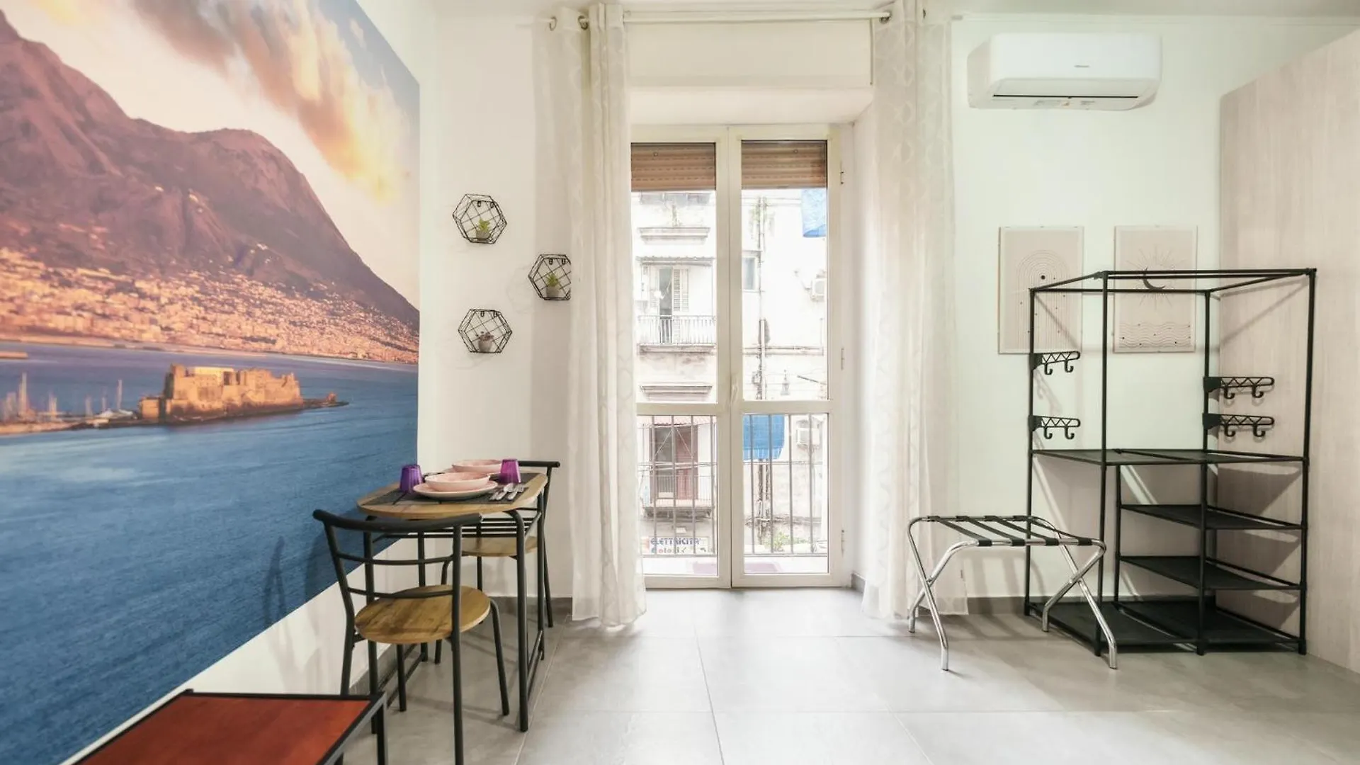 Apartment In Sanita Historic District Naples